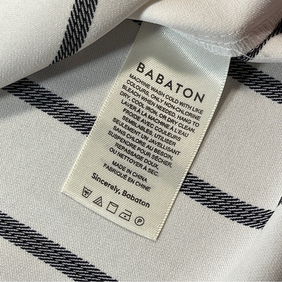 NWT | Babaton Everly V-Neck Tank Top - Picture 4 of 5